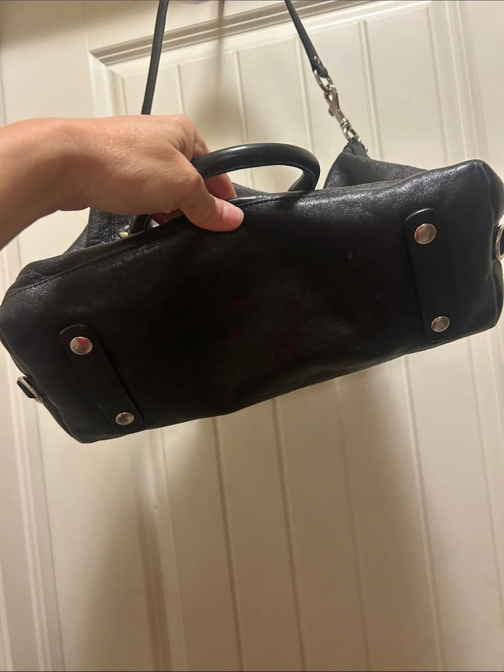 Vintage Ashley Coach Black Leather Shoulder Satchel with purple lining
